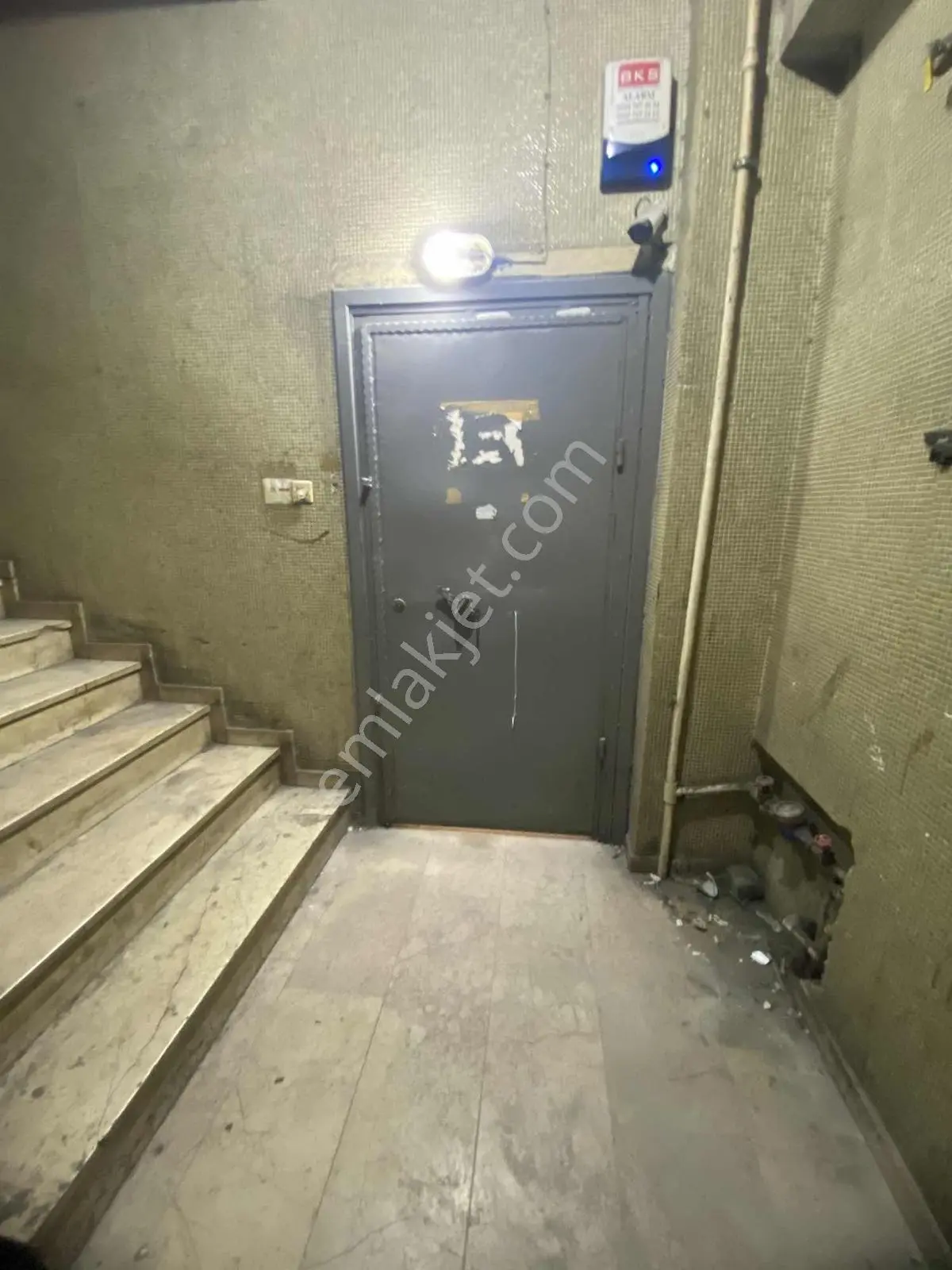 Asansörlü Binada Çift Cepheli. 2.kat 500 M2 Kiralık İş Yeri - Görsel 3