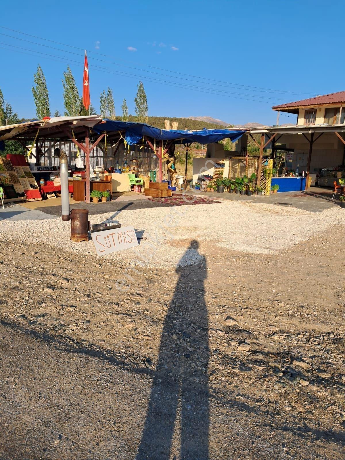 Stop'tan Seydikemer'de Satılık Dinlenme Tesisi, 2 Daire Ve Arazi - Görsel 19