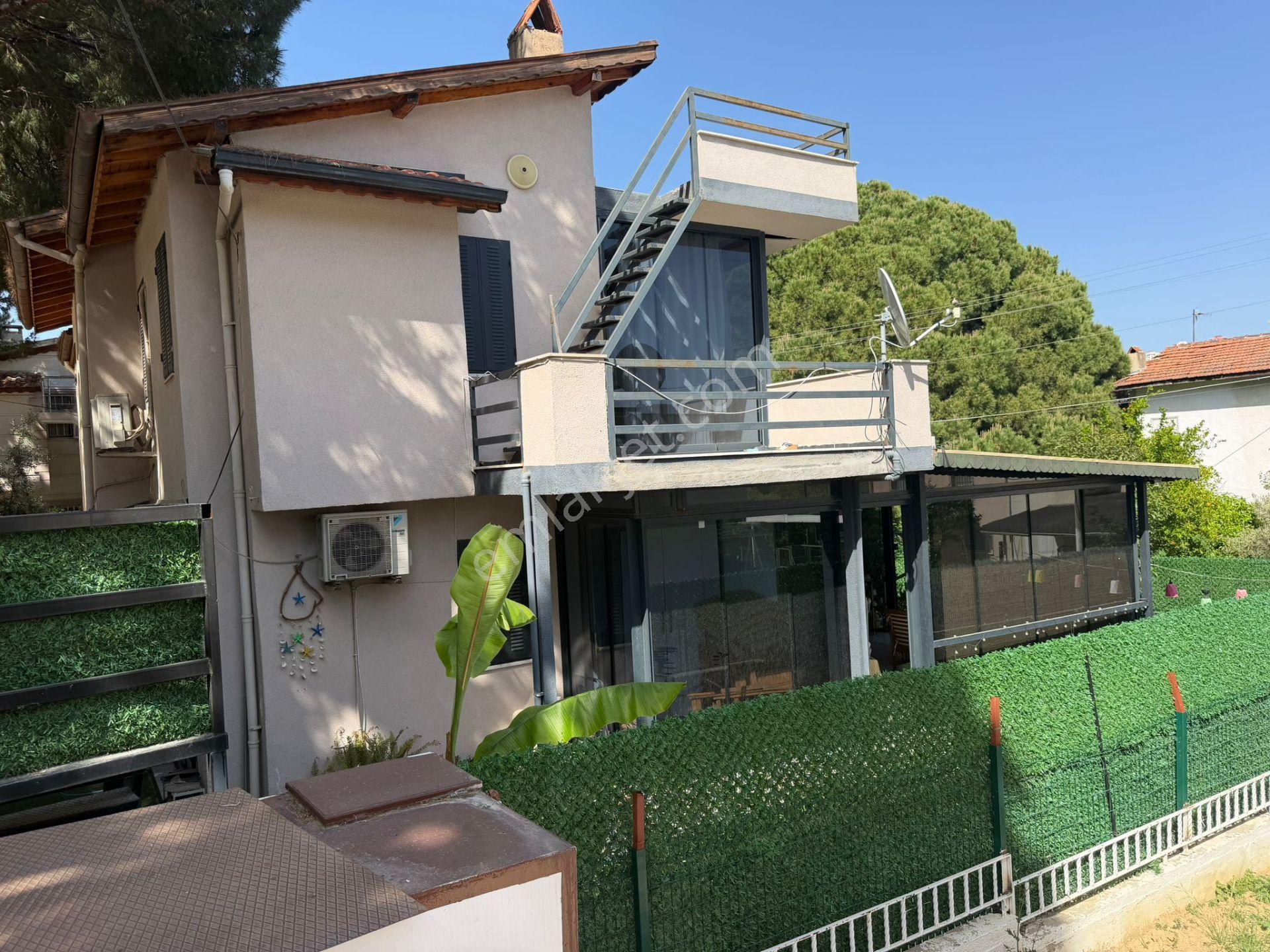 Özel Havuzlu Denize 200 Metre Bahçeli Villa - Görsel 2
