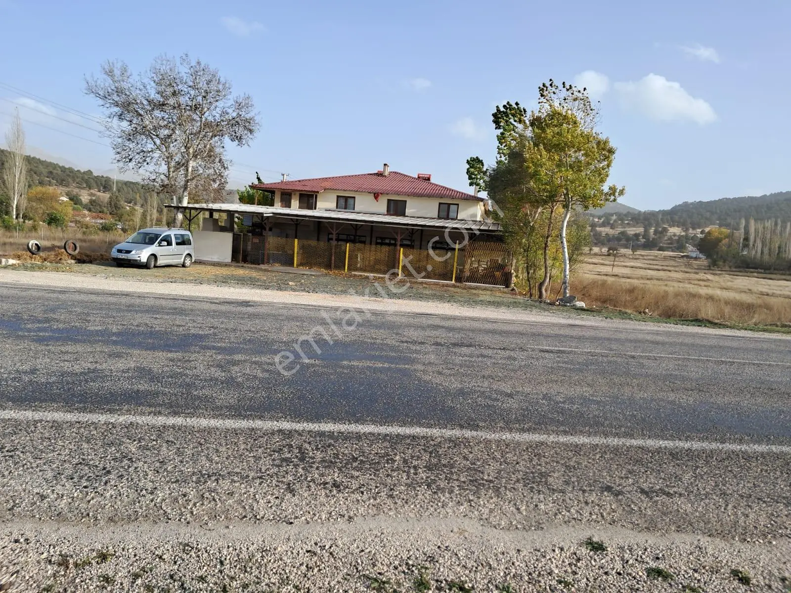 Stop'tan Seydikemer'de Satılık Dinlenme Tesisi, 2 Daire Ve Arazi - Görsel 4