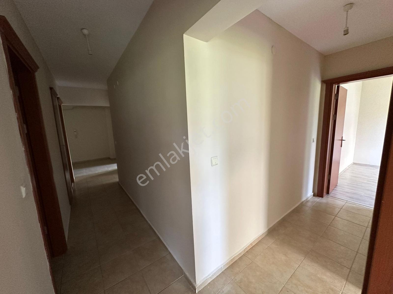 Yeni Yerleşim Yeri Site İçi Kiralık Asansörlü Arakat Daire - Görsel 6