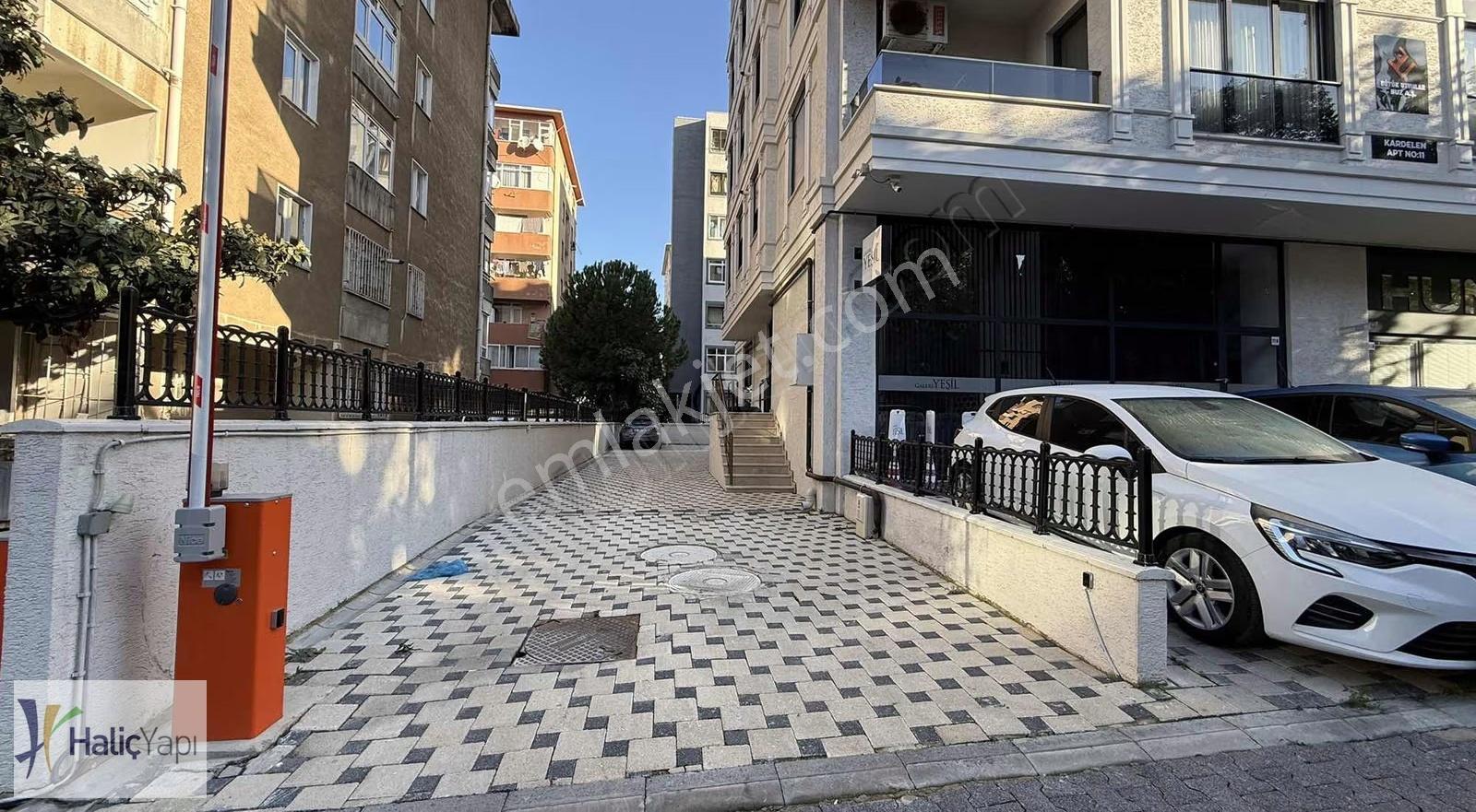 Göztepe Merdivenköyde Sıfır Otoparklı 3+1 Satılık Daire - Görsel 18