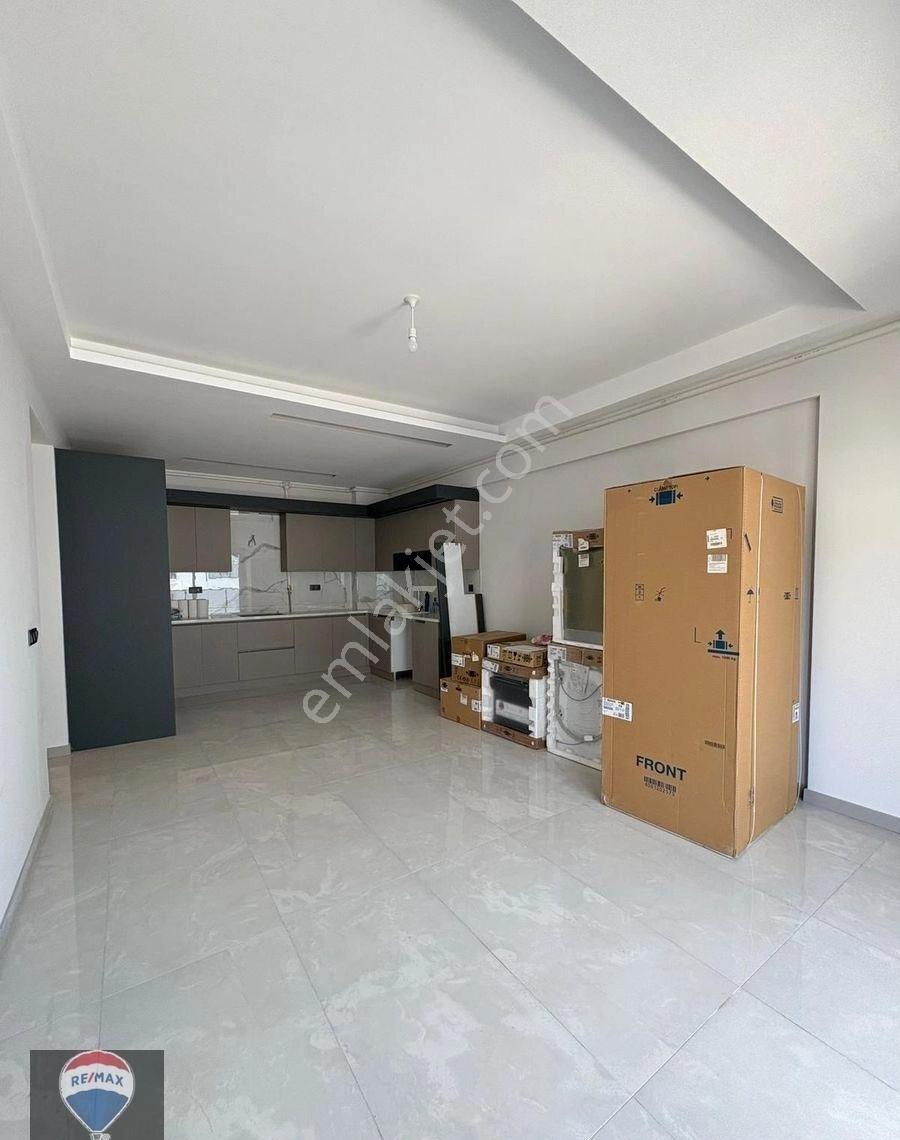 Havuzlu Site İçinde Kiralık 2+1 Daire - Görsel 8
