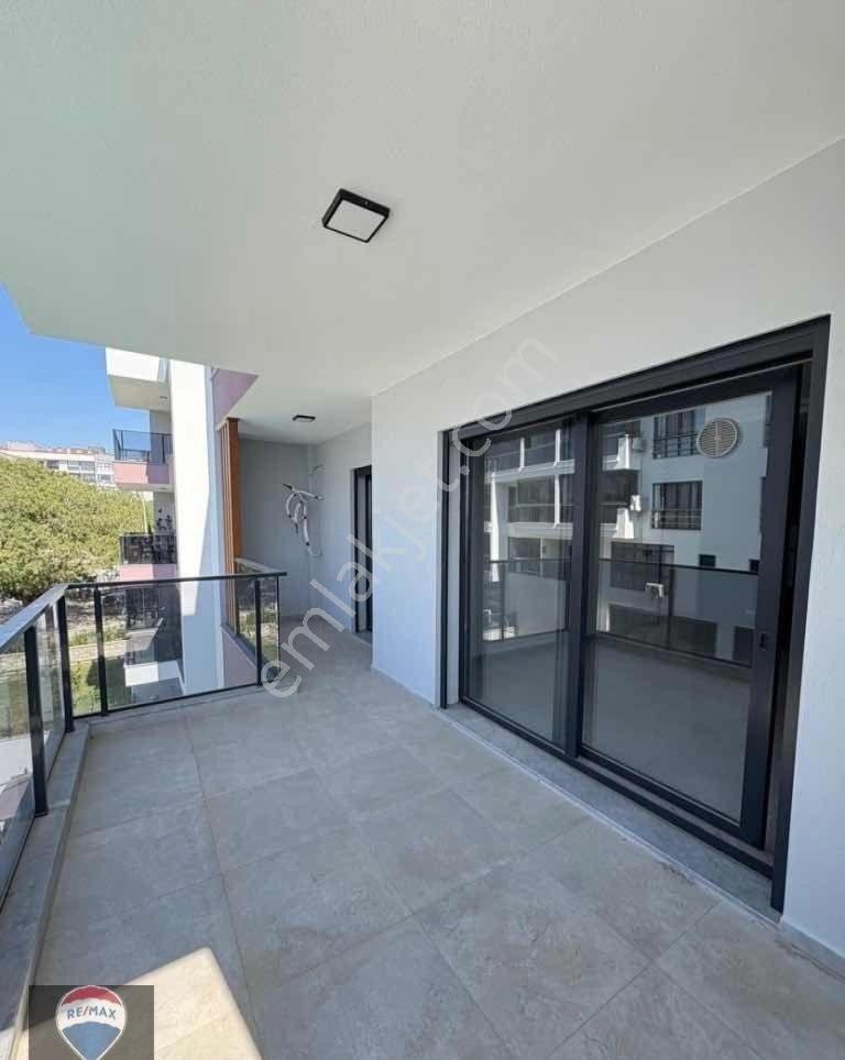 Havuzlu Site İçinde Kiralık 2+1 Daire - Görsel 32