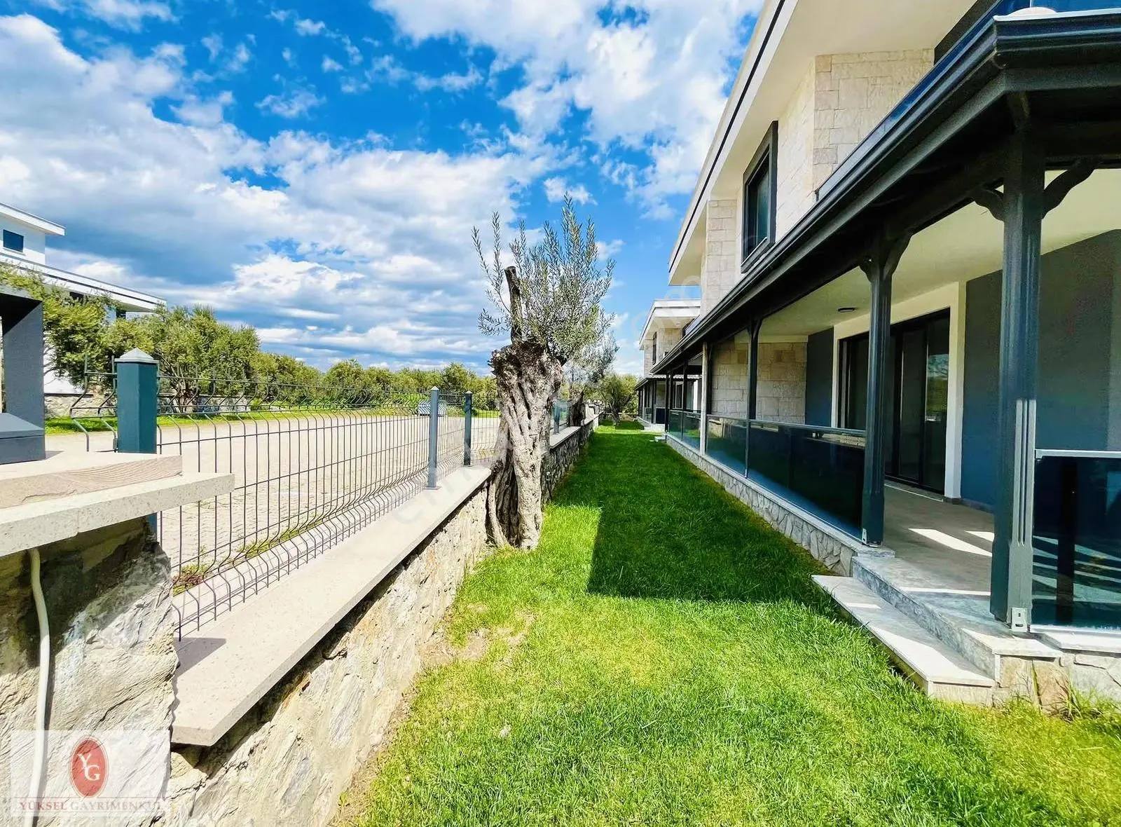 Yükselden Gürede Havuzlu Ayrı Mutfak Şahane Sitede 3+1 Villa - Görsel 2