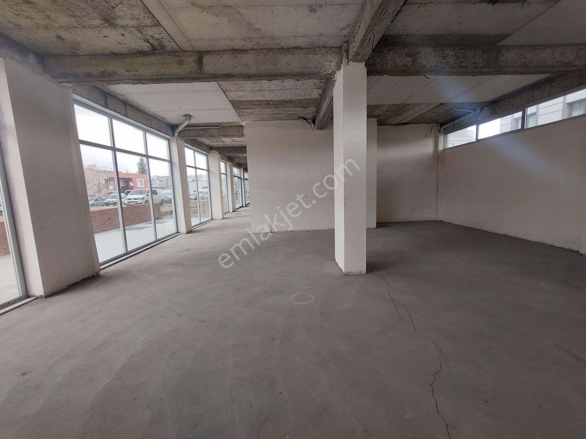 Otokent Yakını Geniş Cepheli 540m2 Kurumsala Uygun Dükkan - Görsel 22