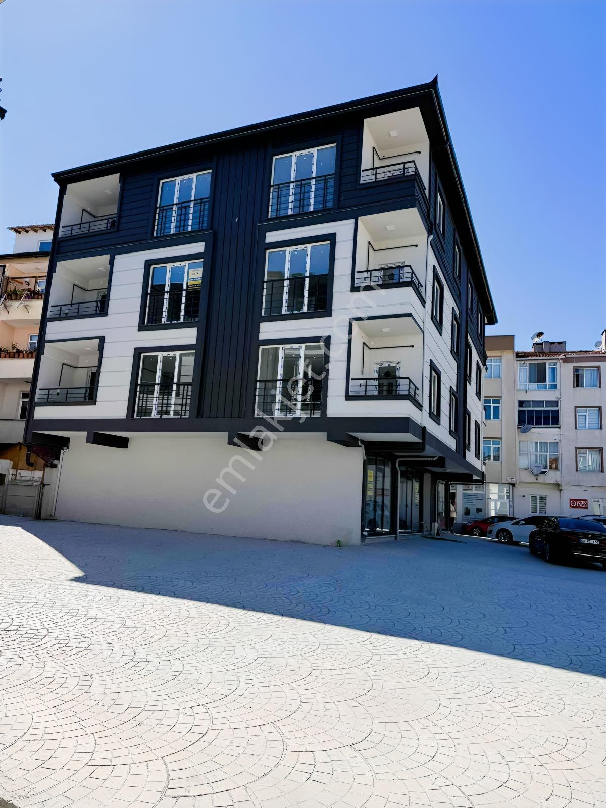 Çarşının Tam Ortasında Lüks 1+1 Daireler - Görsel 23