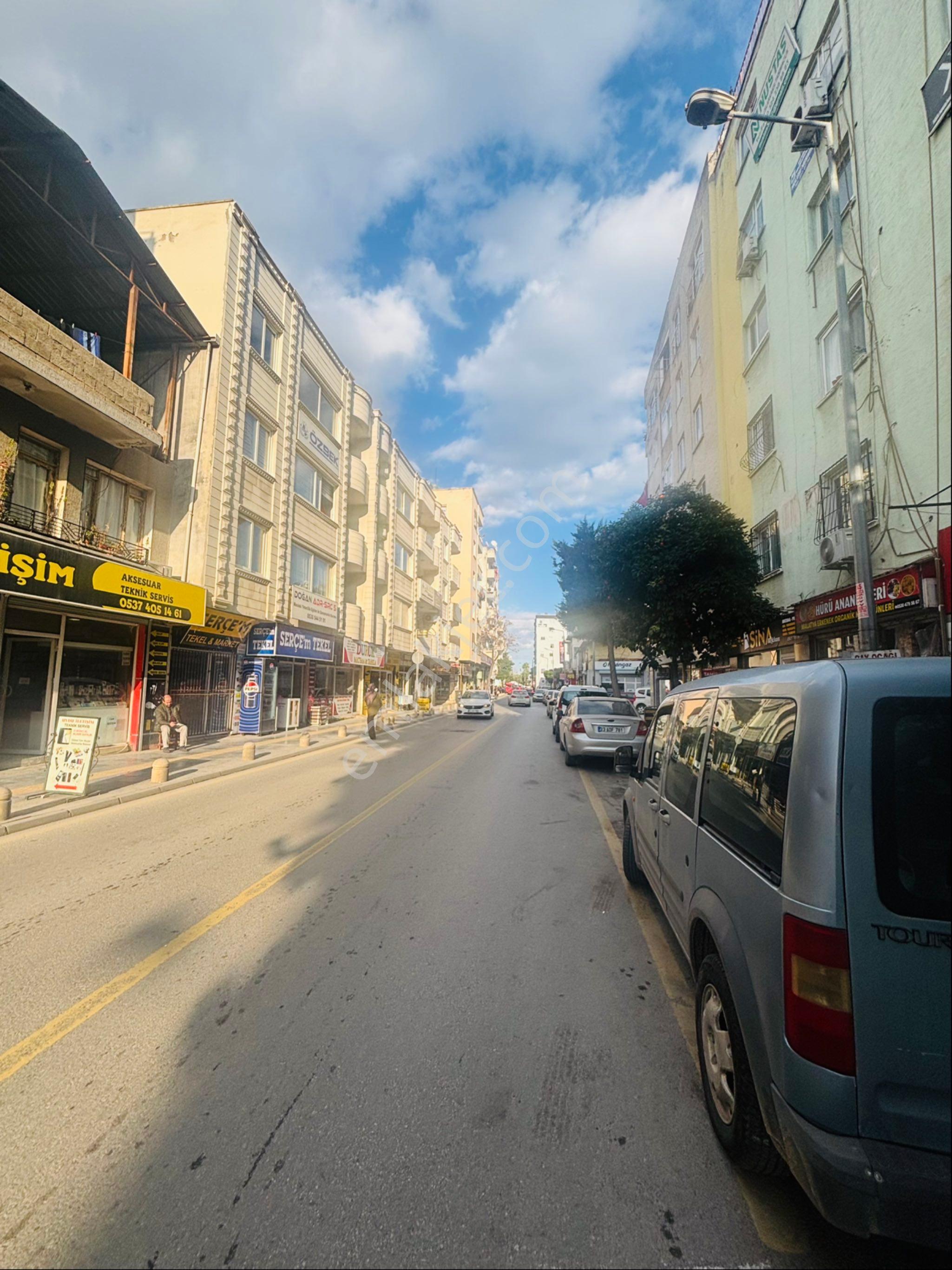 Yıldırım Gayrimenkul'den Çarşıda Cadde Üzeri Kiralık Dükkan - Görsel 10