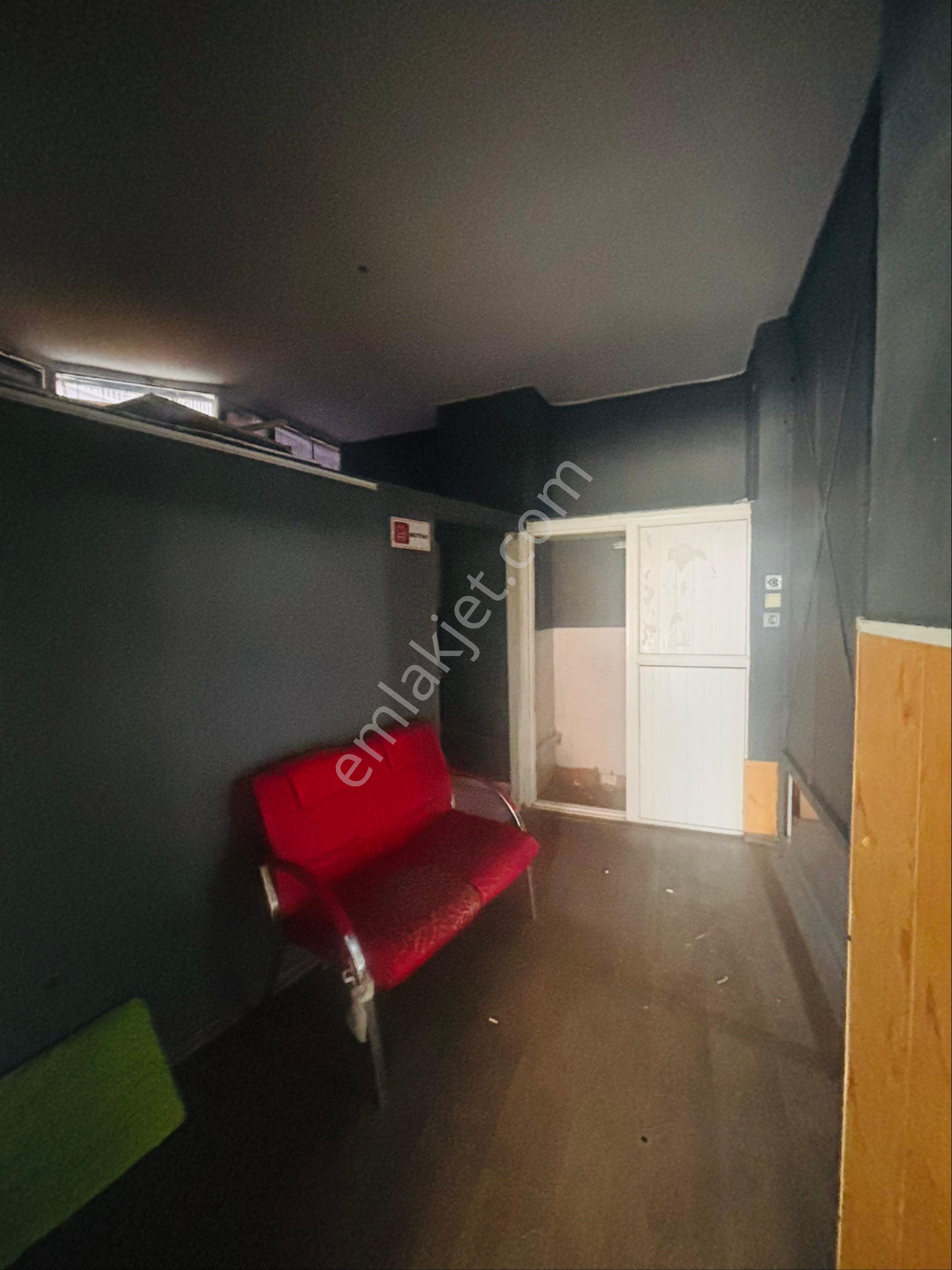 Yıldırım Gayrimenkul'den Çarşıda Cadde Üzeri Kiralık Dükkan - Görsel 9