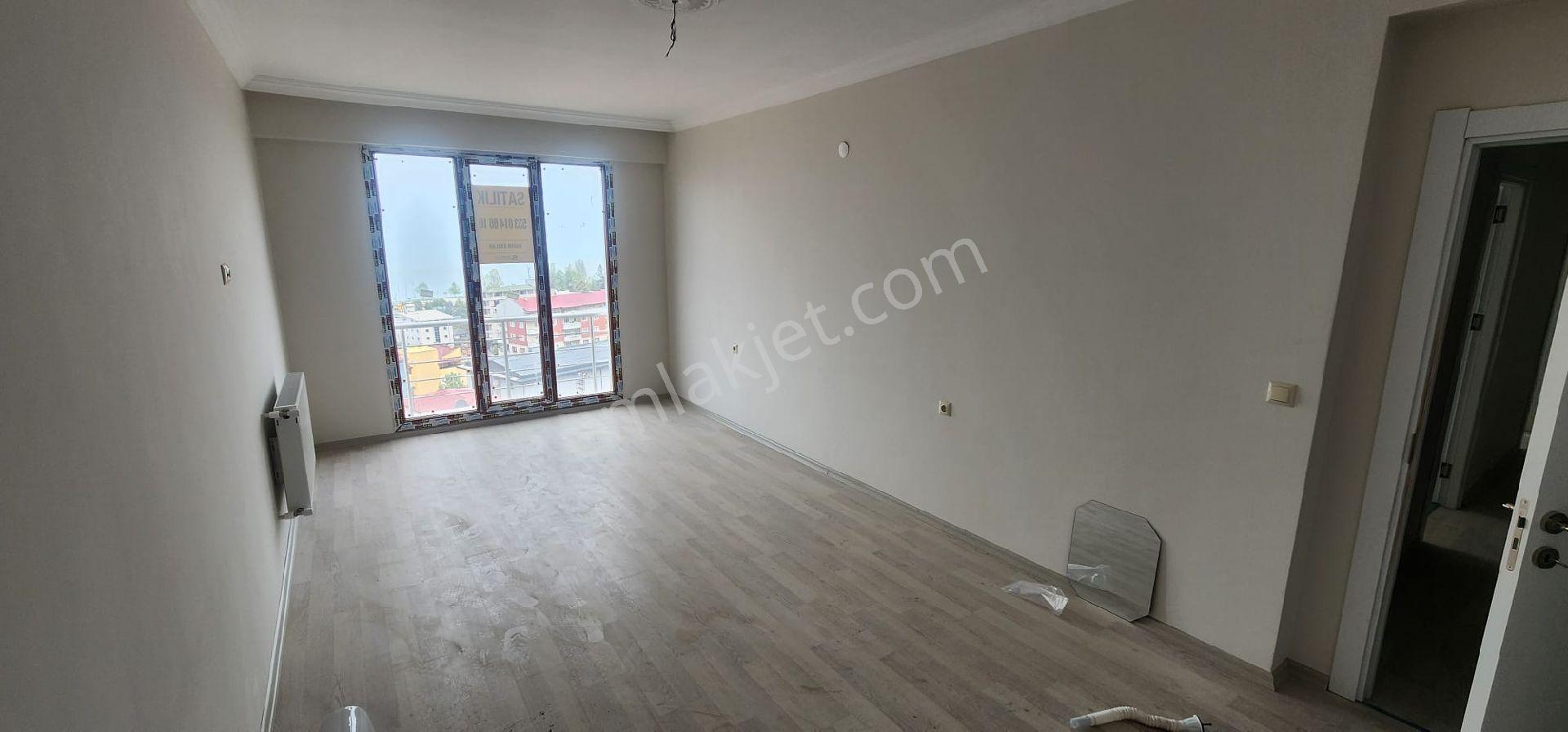 Yomra Haliç Park Sitesinde Satılık Daire - Görsel 3
