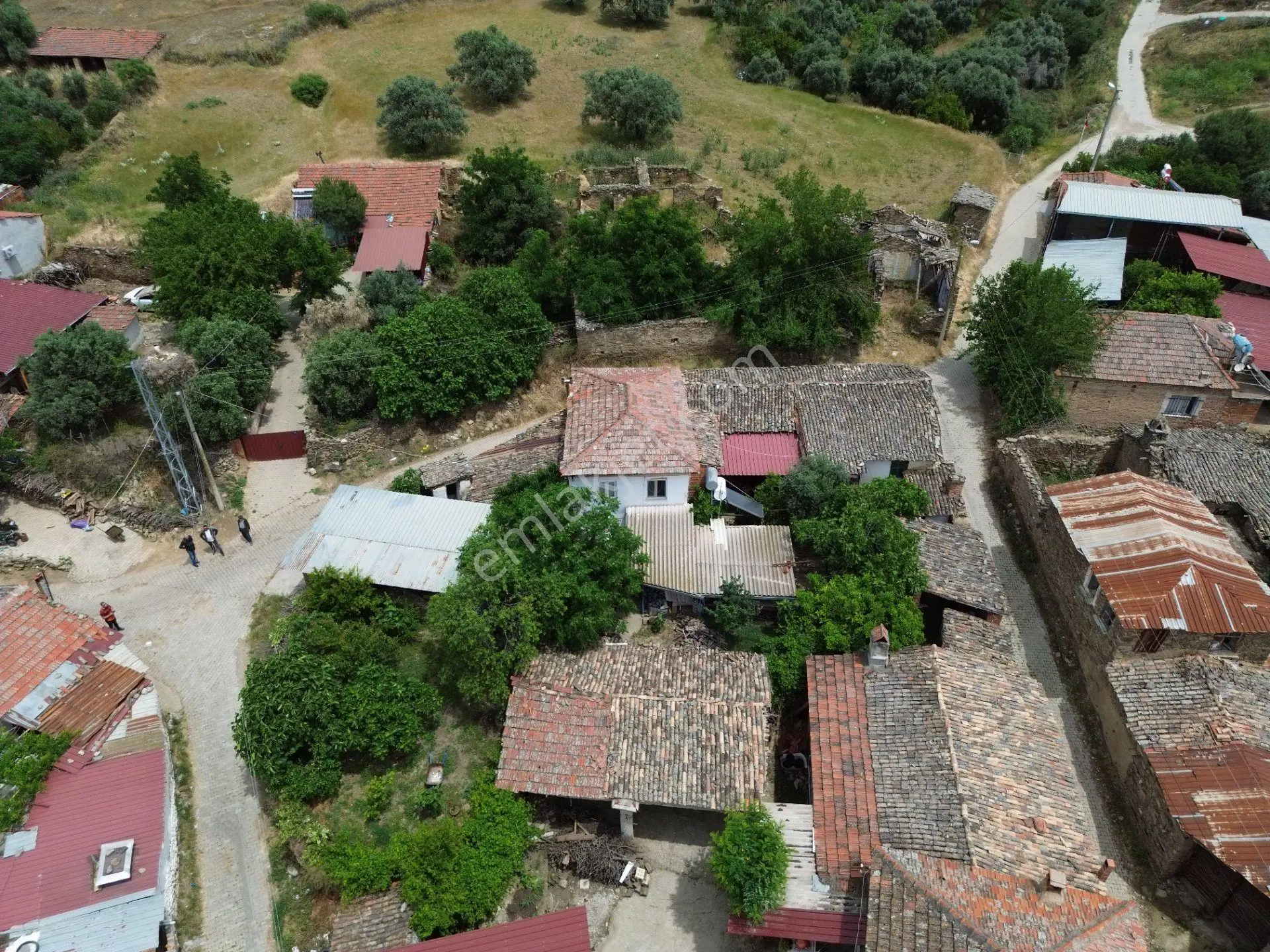 Arpaz (esenköy) Mahallesinde Satılık Müstakil Köy Evi - Görsel 3