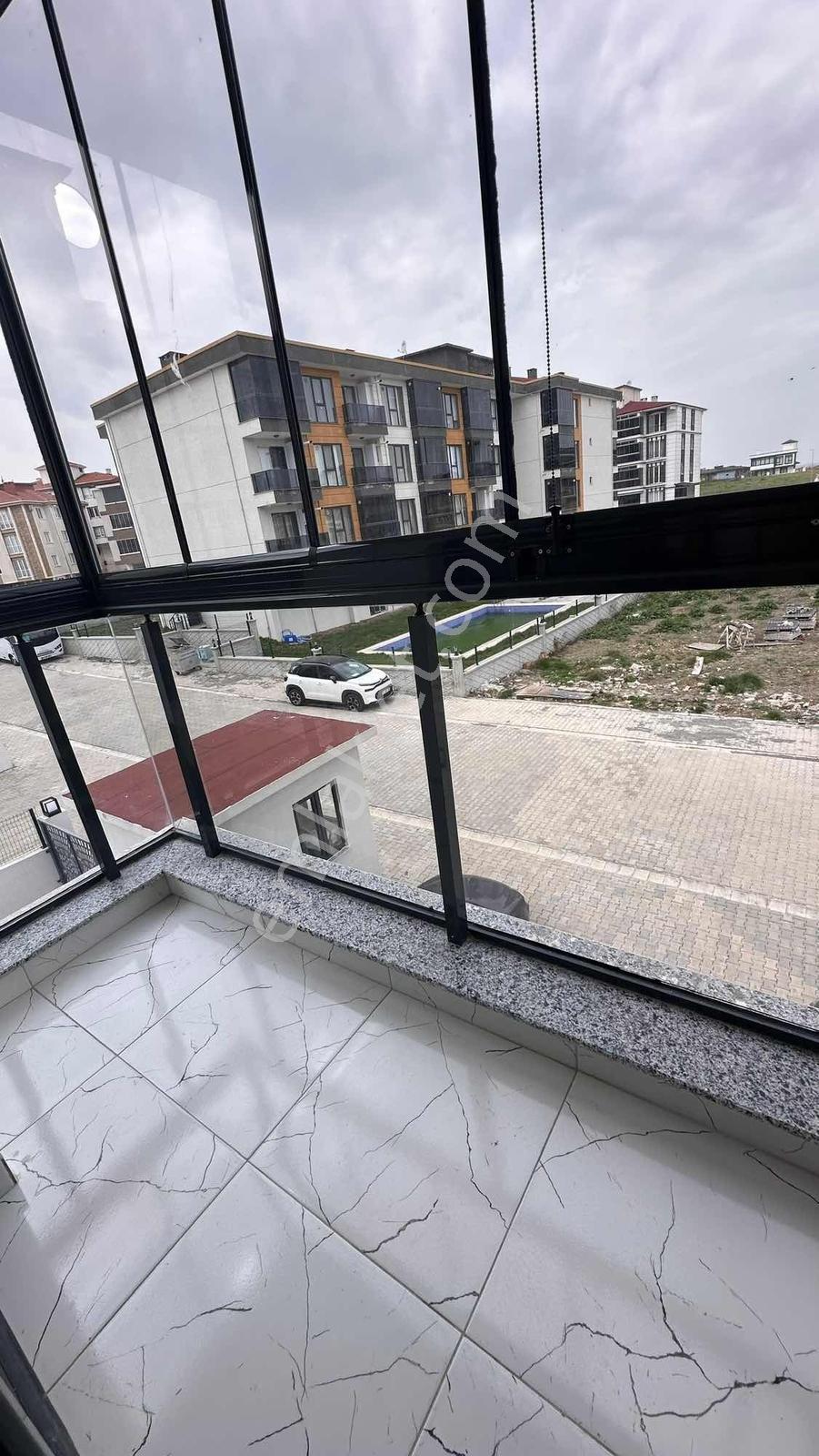 Kazimiye Mah.danış Life Sitesinde 1+1 Kiralık Havuzlu Sitede - Görsel 3