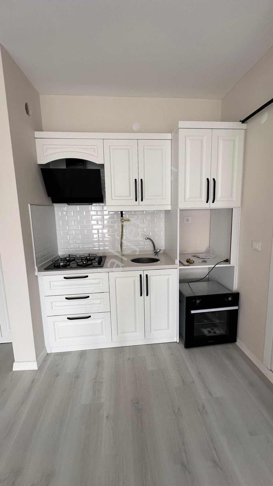 Kazimiye Mah.danış Life Sitesinde 1+1 Kiralık Havuzlu Sitede - Görsel 33