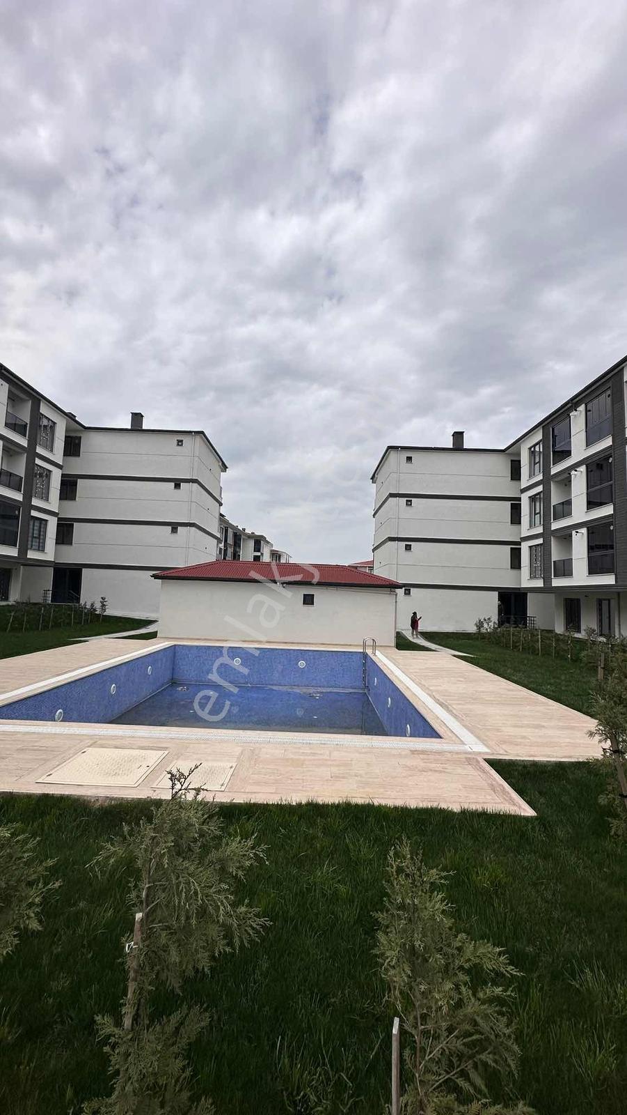 Kazimiye Mah.danış Life Sitesinde 1+1 Kiralık Havuzlu Sitede - Görsel 8