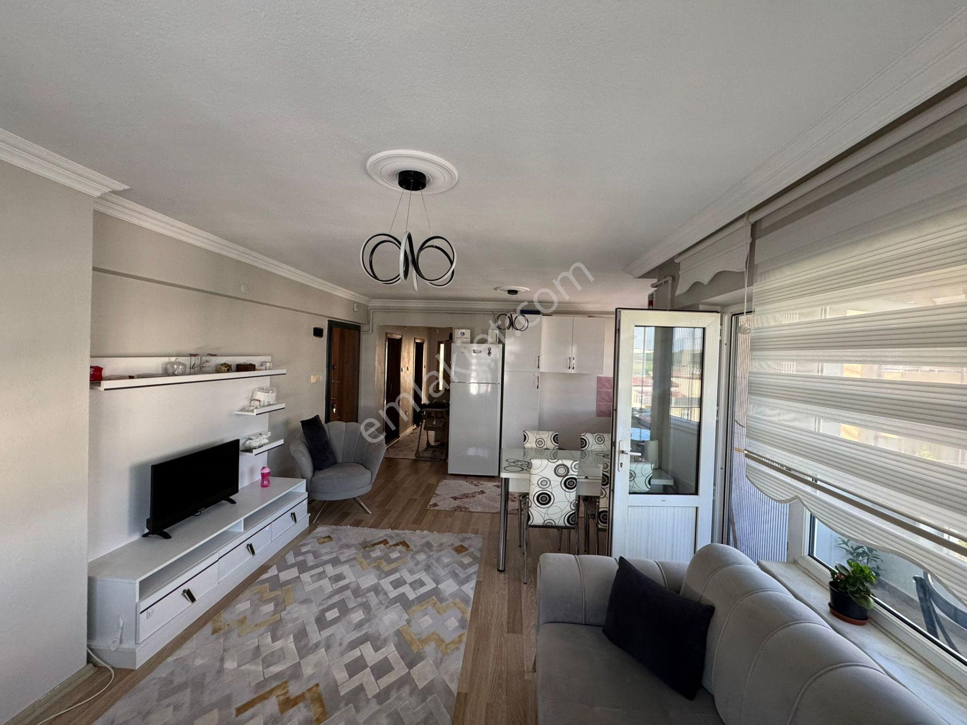 Bahar'dan Satılık Yatırıma Ve Oturuma Uygun 110 M2 2+1 Daire