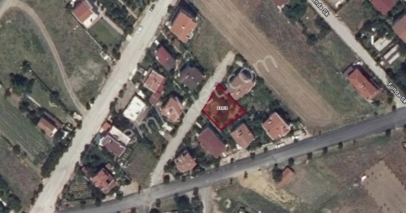 Sultanköyde Denize 300m -3 Kat İmarlı -elektrik-su-doğalgaz - Görsel 2