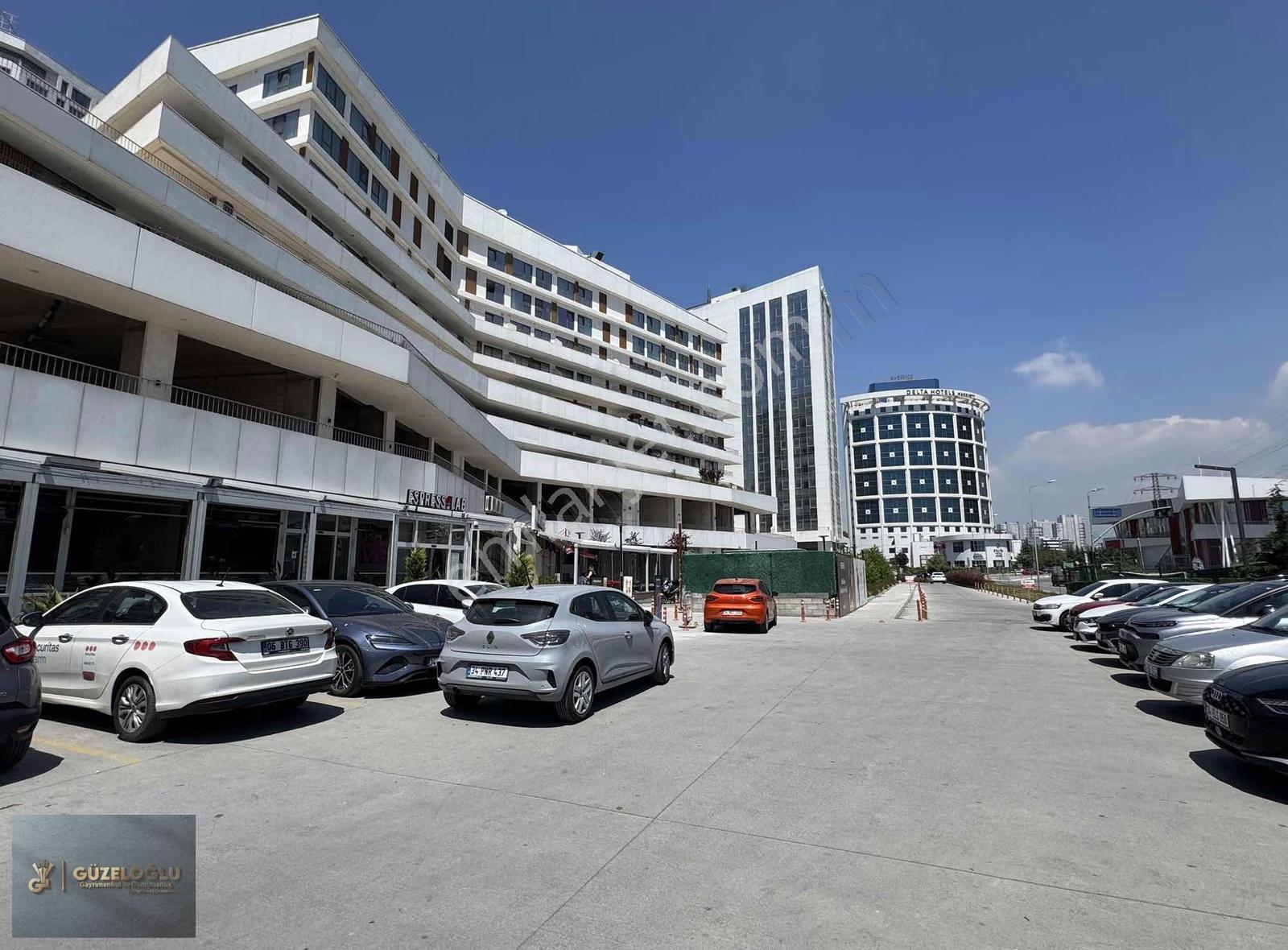 Nivo İstanbul Avm İçi Kiralık Köşe Başı Dükkan