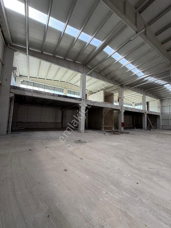 Saray'da 7200m2 Kiralık Fabrika - Görsel 3