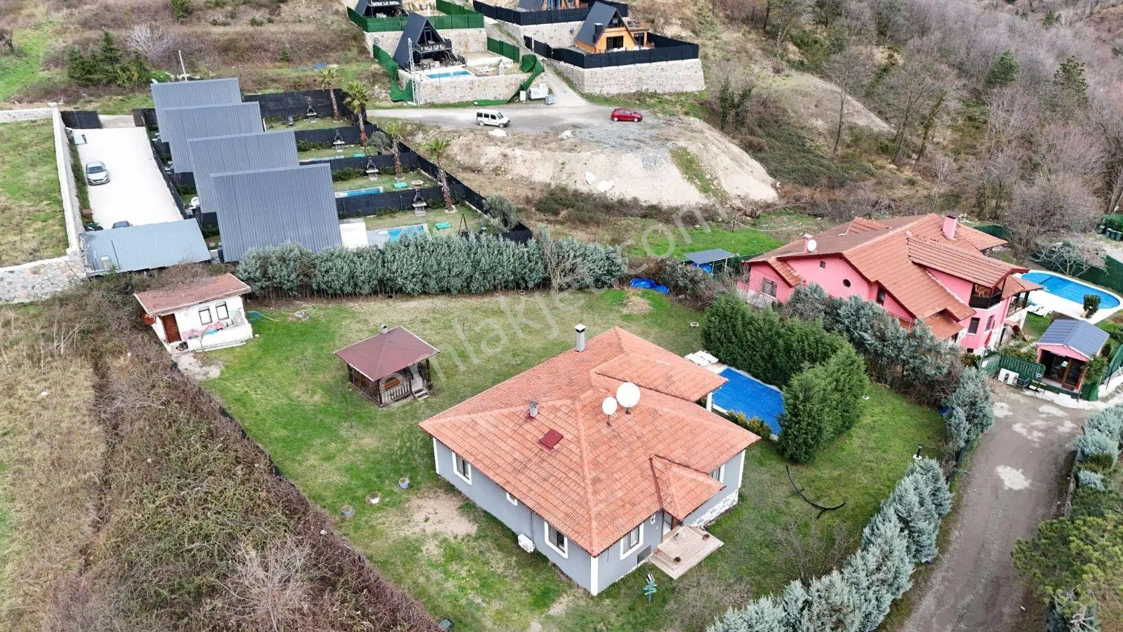 Sapanca Hacımercanda Havuzlu Eşyalı Müstakil Villa - Görsel 4