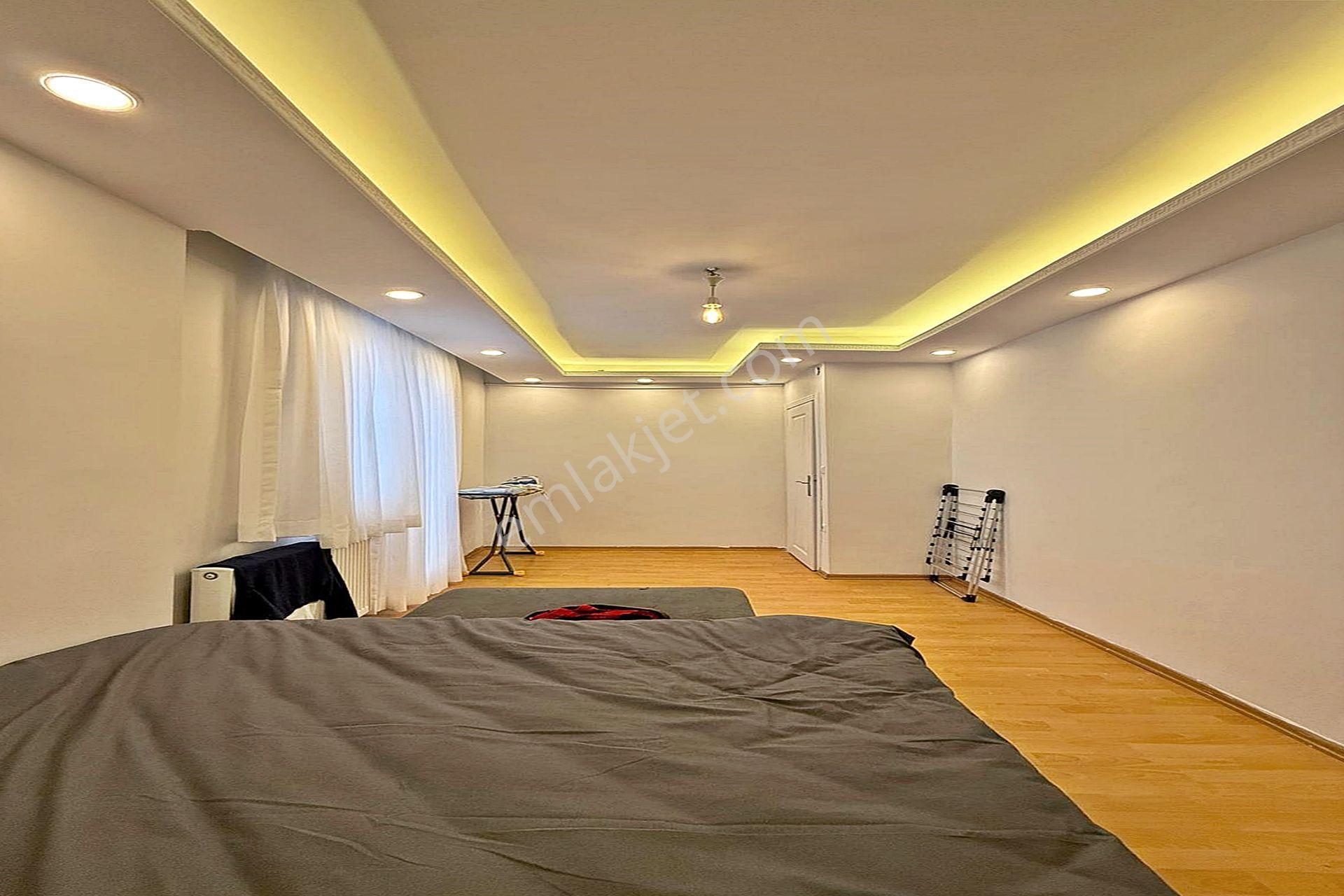 Bahçeşehir'in Dibinde Cadde Üzeri Satılık 2+1 Bahçe Katı Daire - Görsel 16