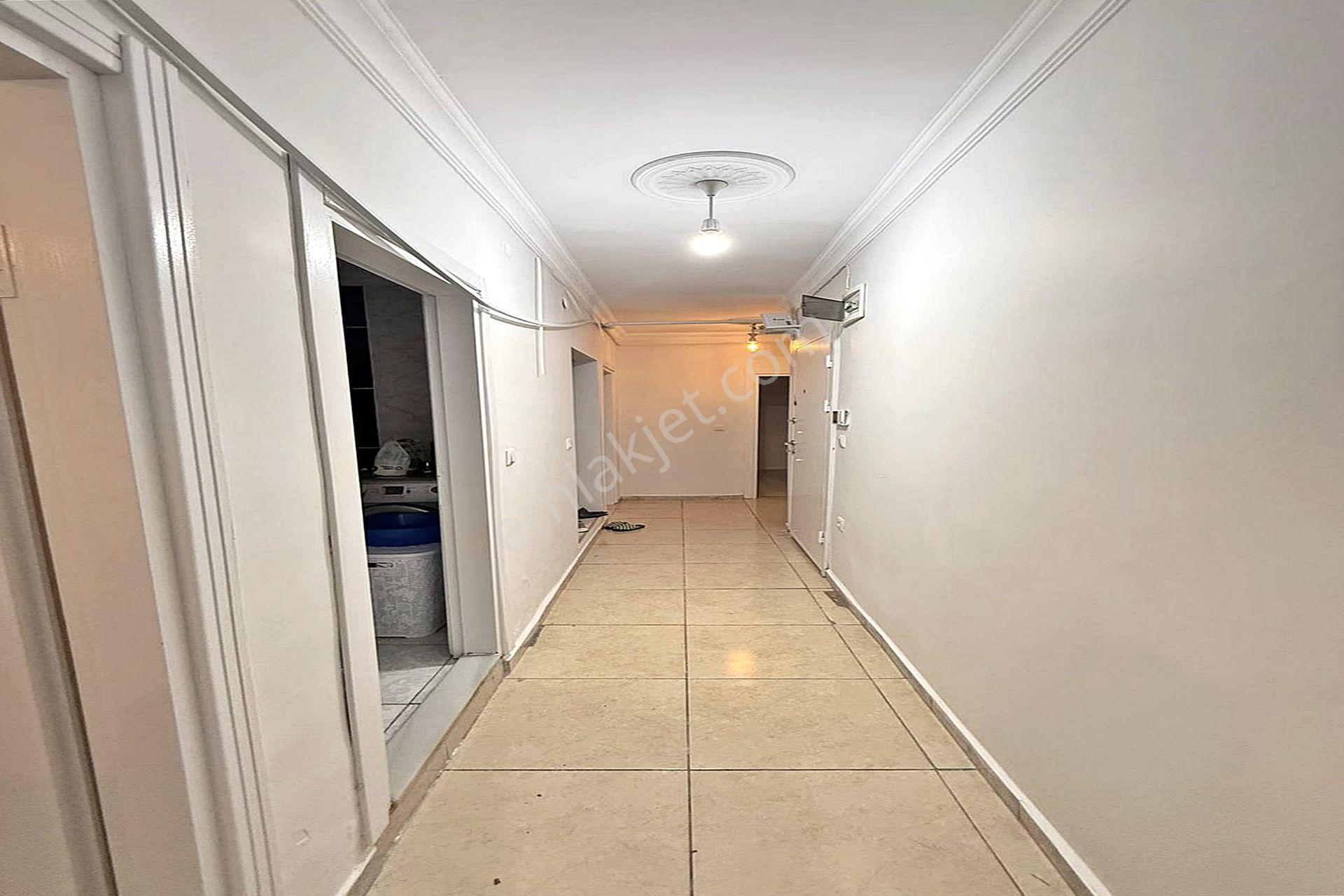 Bahçeşehir'in Dibinde Cadde Üzeri Satılık 2+1 Bahçe Katı Daire - Görsel 22