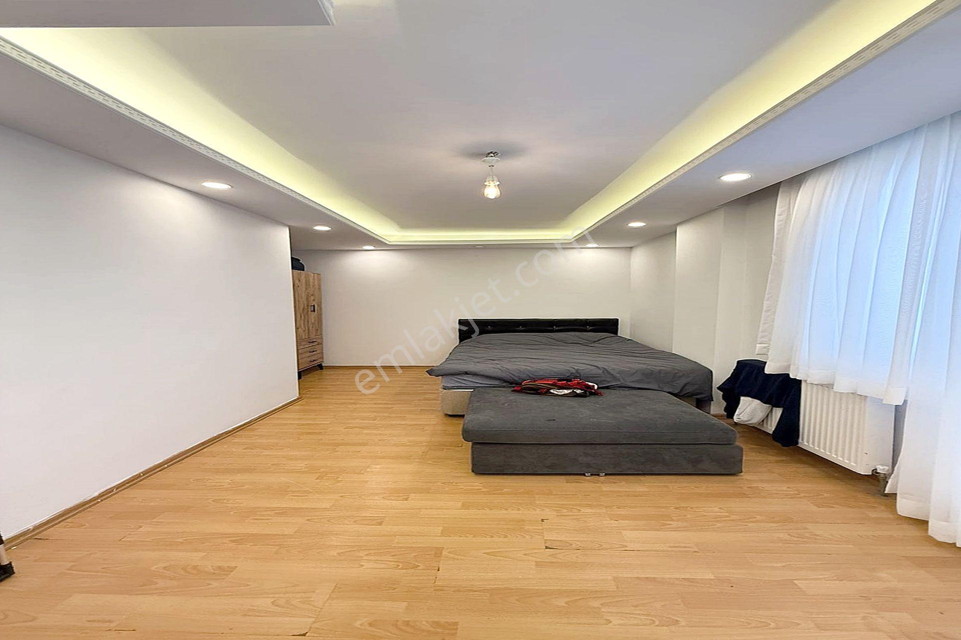 Bahçeşehir'in Dibinde Cadde Üzeri Satılık 2+1 Bahçe Katı Daire - Görsel 12