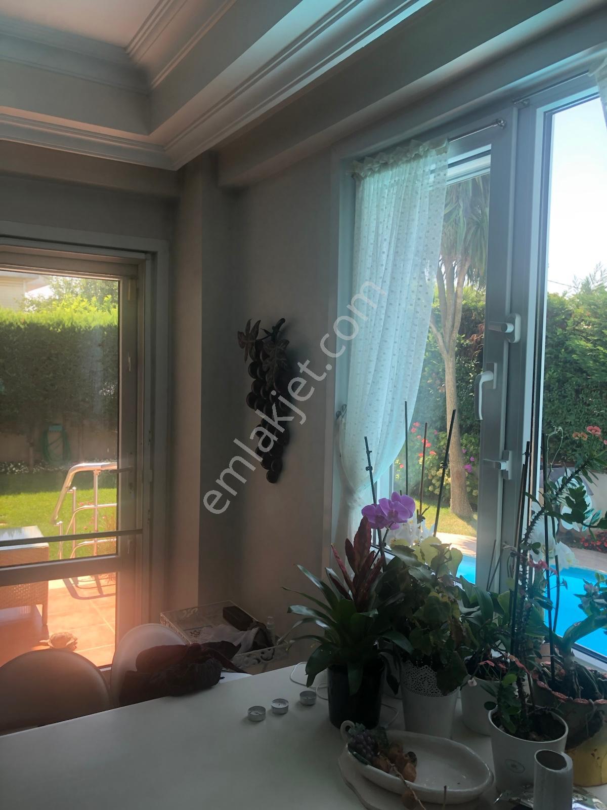 Tuzla Postane'de Havuzlu Ve Şömineli, Tam Müstakil 5+2 Tripleks Villa - Görsel 11