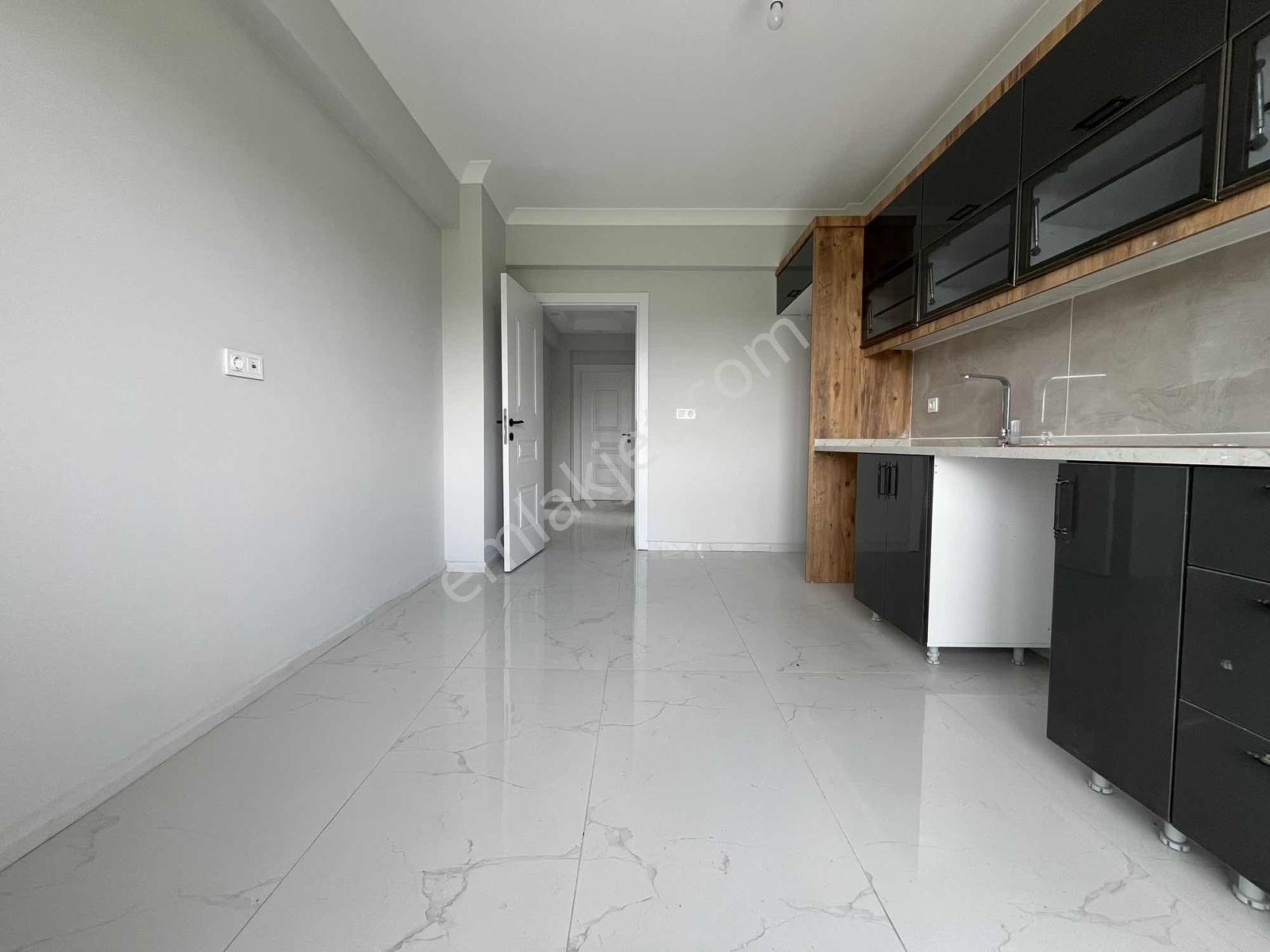 |osmanl|acil Avm Bölgesi Site İçinde E.banyolu 130m2 Satılık 3+1 - Görsel 11
