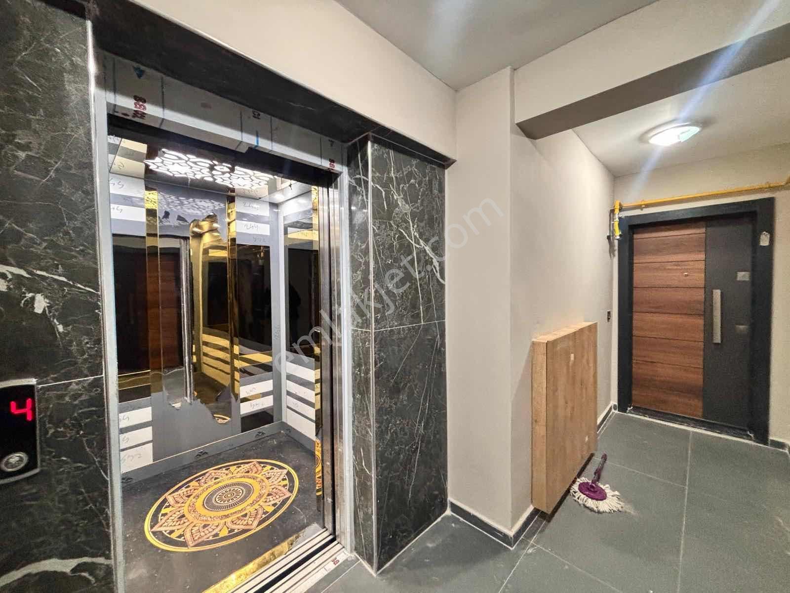 Toplu Konut Bulvarına Cephe Tramvaya 150 M Geniş Kiralık - Görsel 3