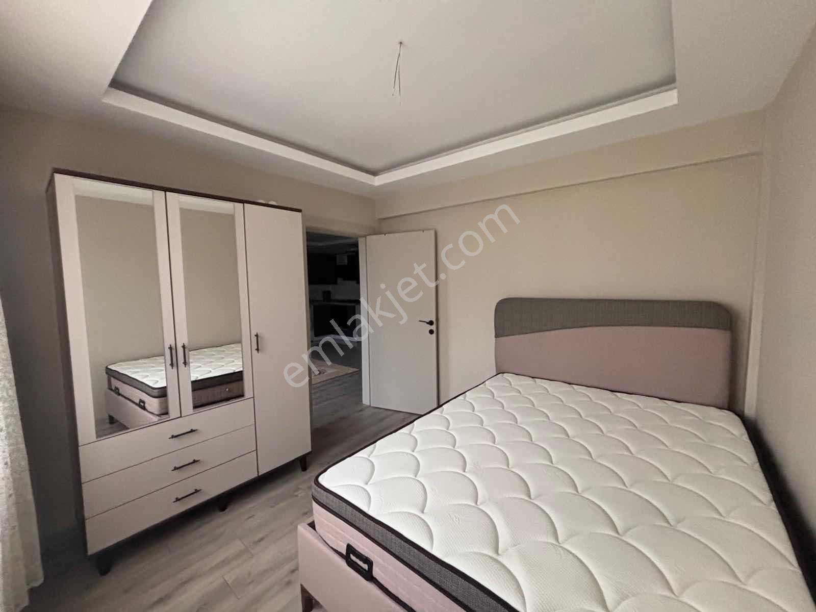 Toplu Konut Bulvarına Cephe Tramvaya 150 M Geniş Kiralık - Görsel 15