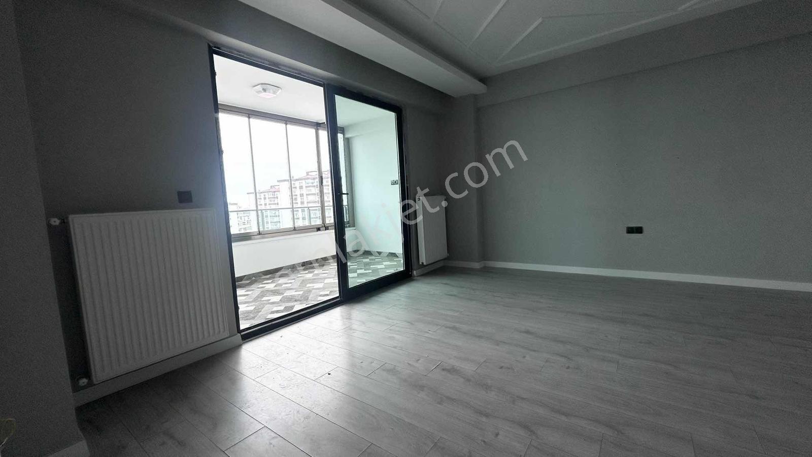 Atakum Balaç'ta Panoramik Deniz Manzaralı Kiralık 2+1 Daire - Görsel 11