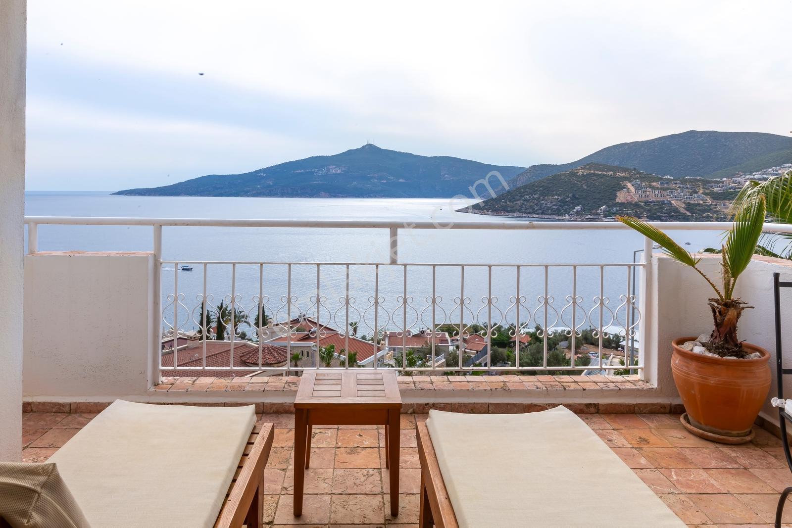 Kalkan Kömürlükde Deniz Manzaralı Şık 2+1 Daire - Görsel 2