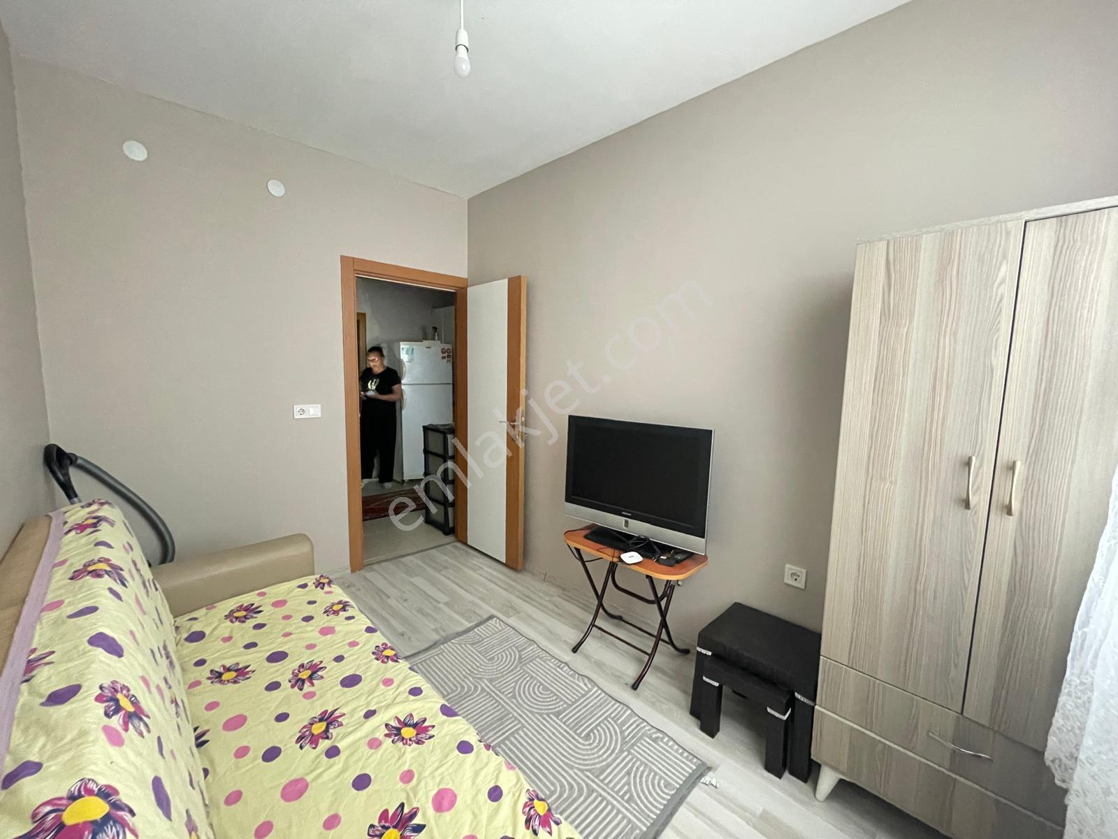 B&u Gayrimenkulden Cumhuriyet Mh Özaydınparkta Kiralık 2+0 Daire - Görsel 4