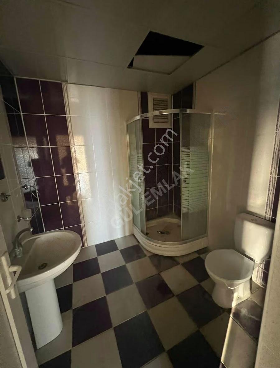 Gül Emlaktan Okul,cami Ve Şehiriçi Durağında Kiralık Daire - Görsel 20