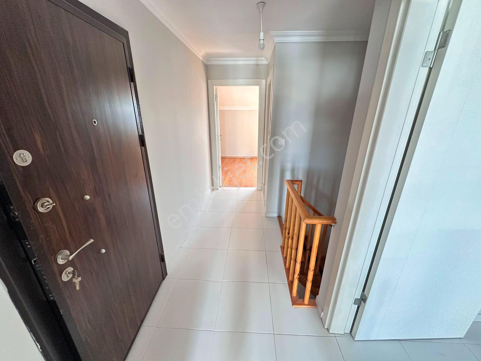 Çekmeköy'de Metroya 6 Dk. 4+1 Kiralık Dubleks Daire,artum'dan - Görsel 17