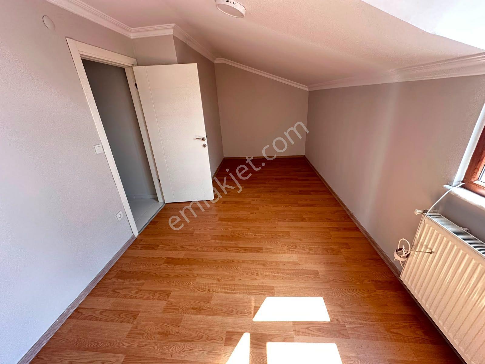 Çekmeköy'de Metroya 6 Dk. 4+1 Kiralık Dubleks Daire,artum'dan - Görsel 24