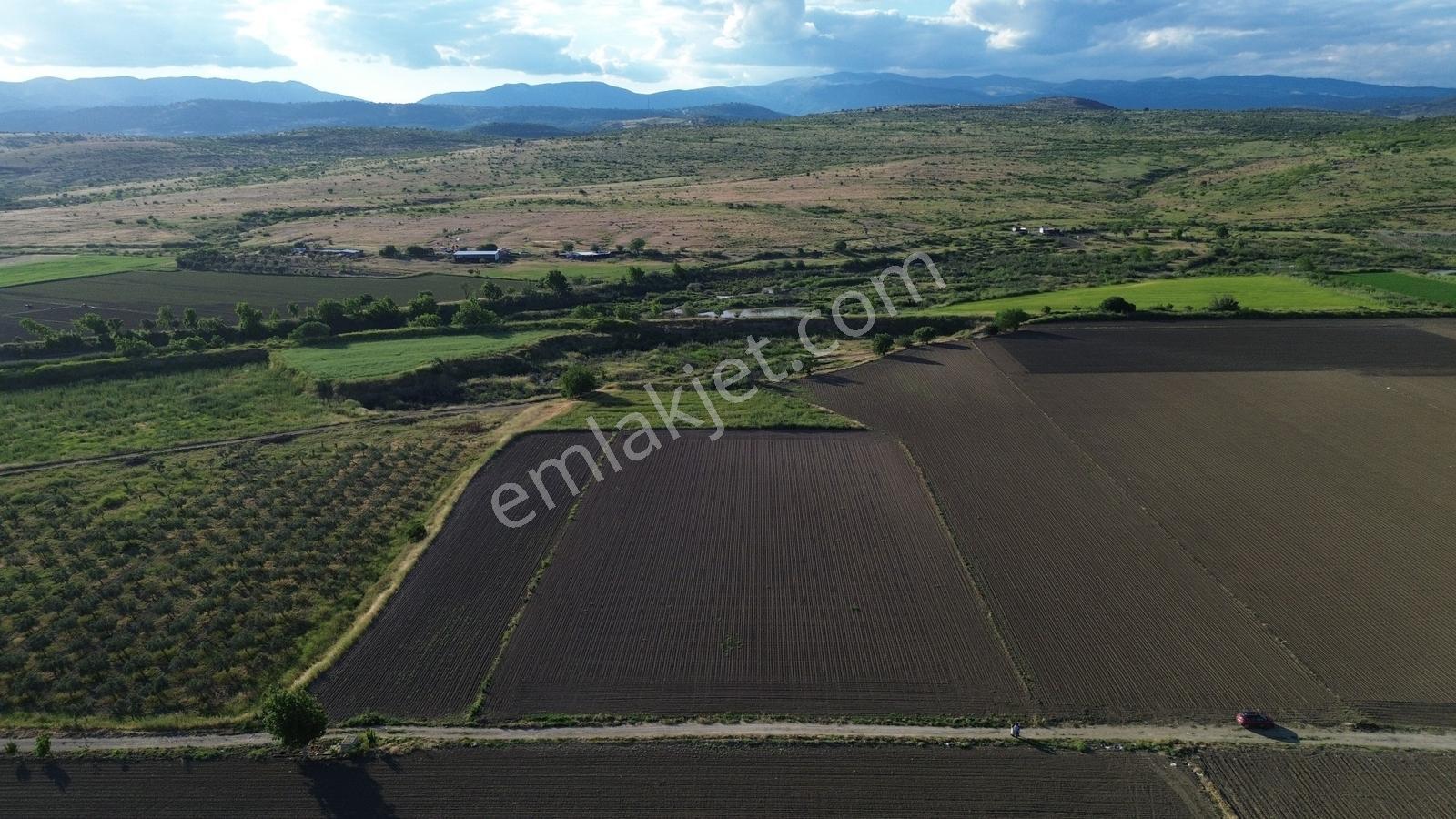 Bergama Ayaskent Mahallesin'de Satılık 8.694m2 Tarla - Görsel 22