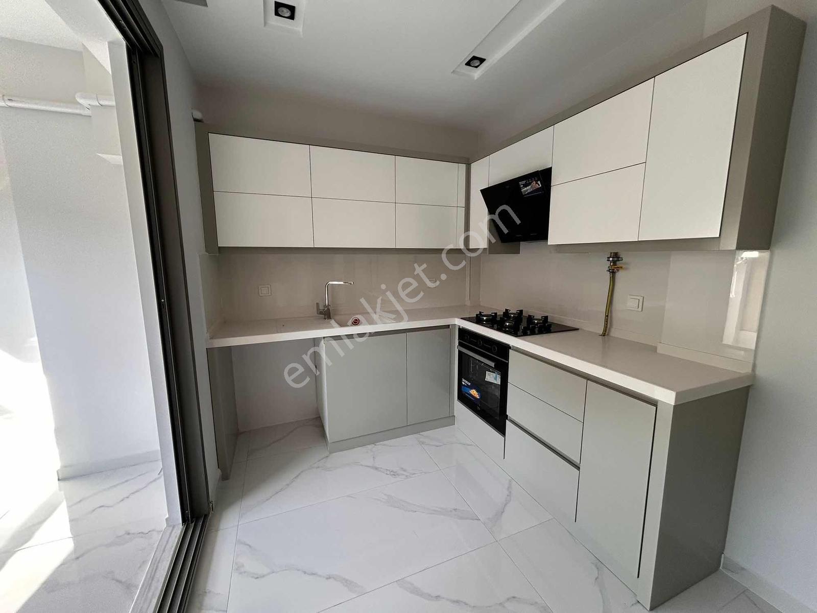 Uygan'dan Muratbey Mah. İzban Dibii 2+1 100m² Sıfır Arakat Lüx - Görsel 2