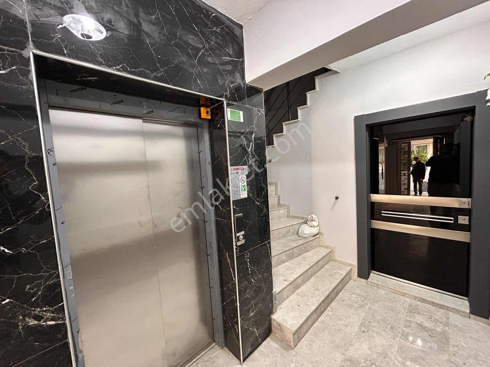 Uygan'dan Muratbey Mah. İzban Dibii 2+1 100m² Sıfır Arakat Lüx - Görsel 10