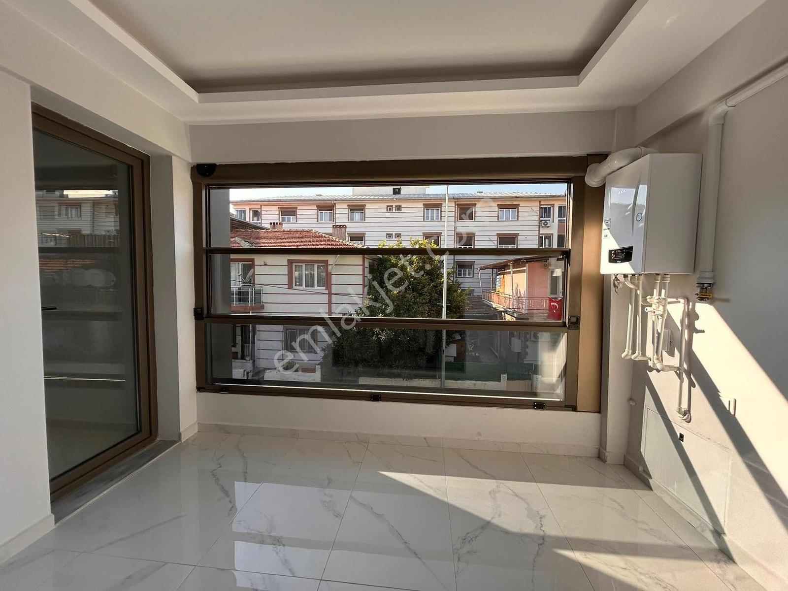 Uygan'dan Muratbey Mah. İzban Dibii 2+1 100m² Sıfır Arakat Lüx - Görsel 11