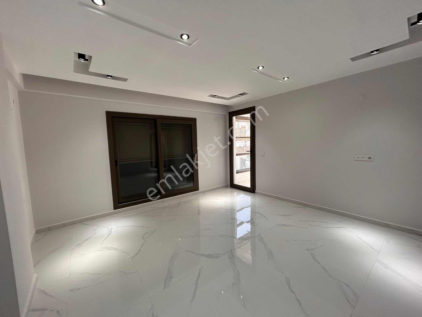 Uygan'dan Muratbey Mah. İzban Dibii 2+1 100m² Sıfır Arakat Lüx - Görsel 13