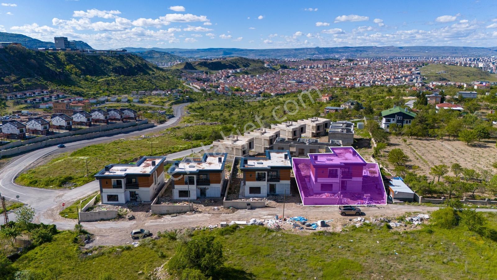 The Duru Team - Becen'de Tekaş Avantgarde'de 4,5+1 Tasarım Villa - Görsel 35