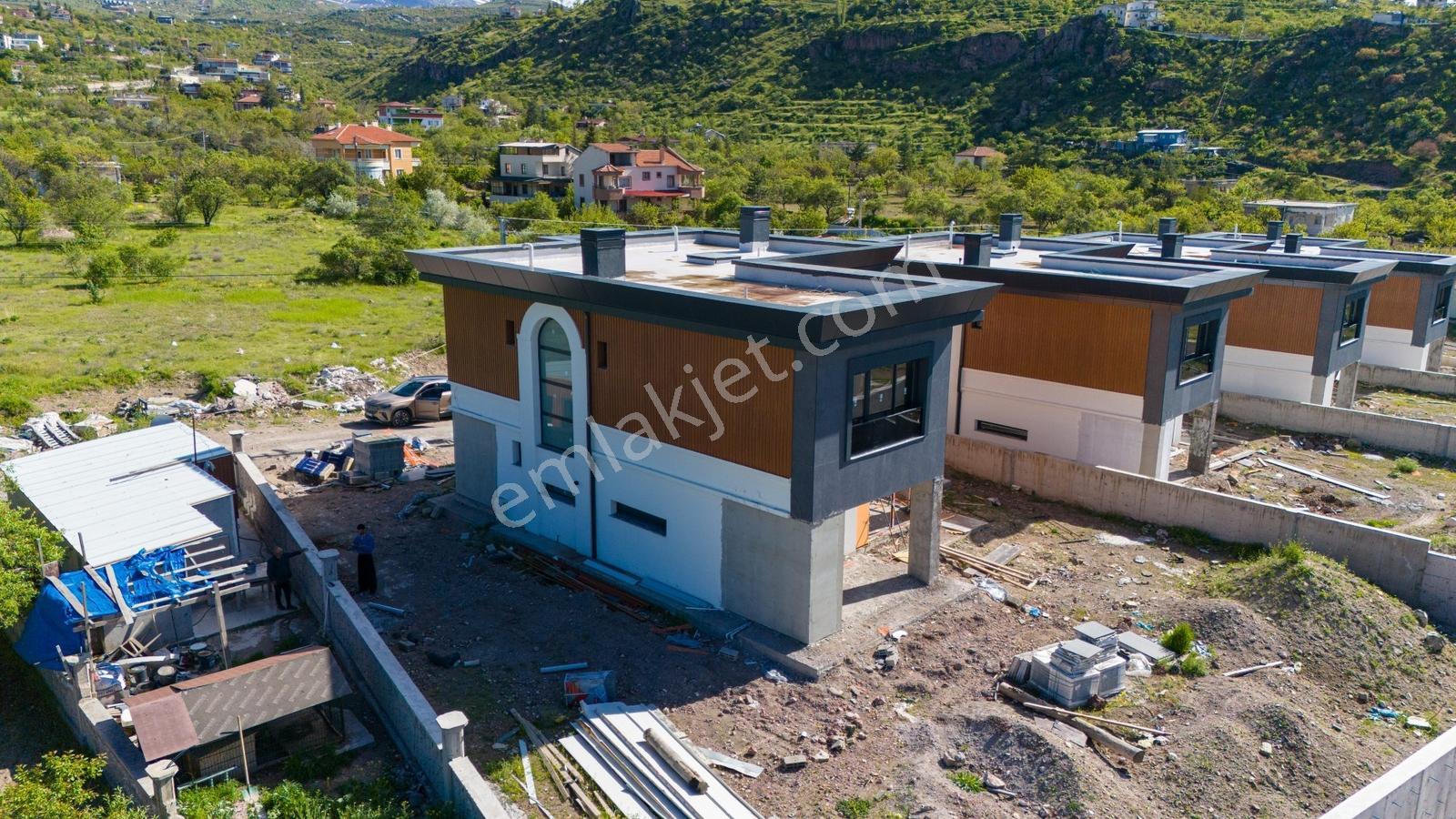 The Duru Team - Becen'de Tekaş Avantgarde'de 4,5+1 Tasarım Villa - Görsel 33