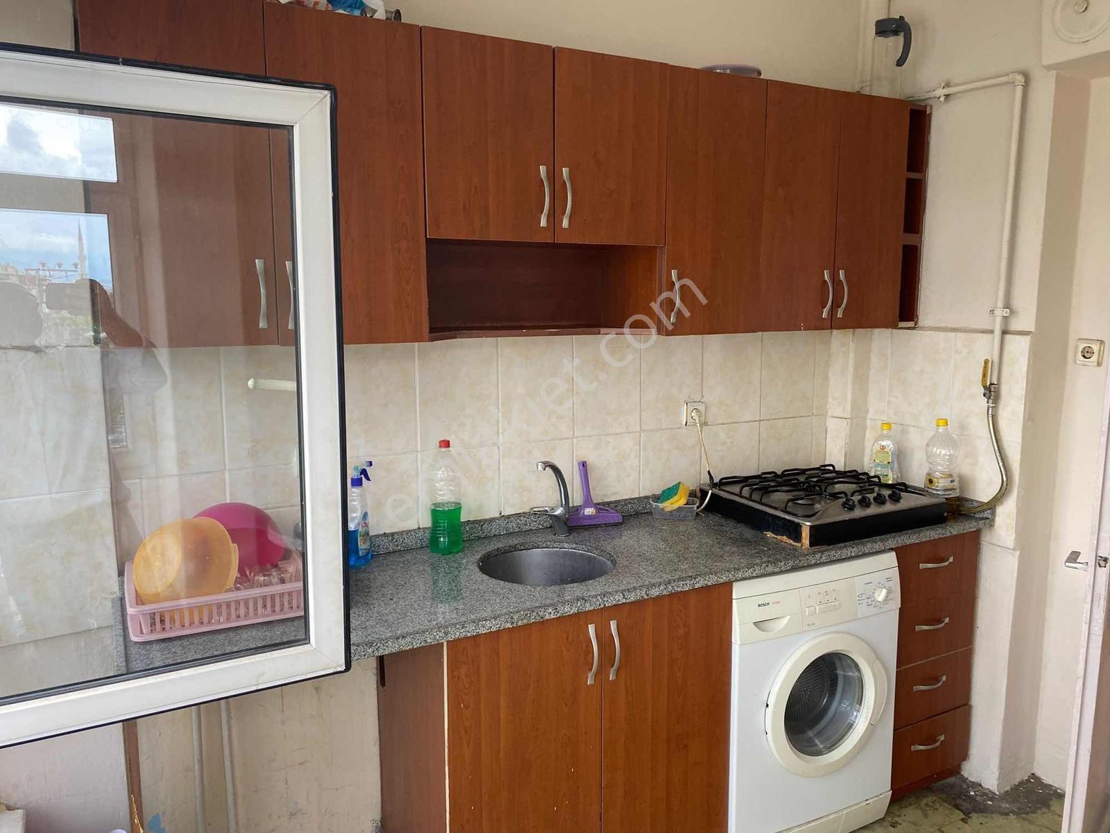 Gölcük Merkezde Eşyalı Kiralık 2+1 Daire - Görsel 7