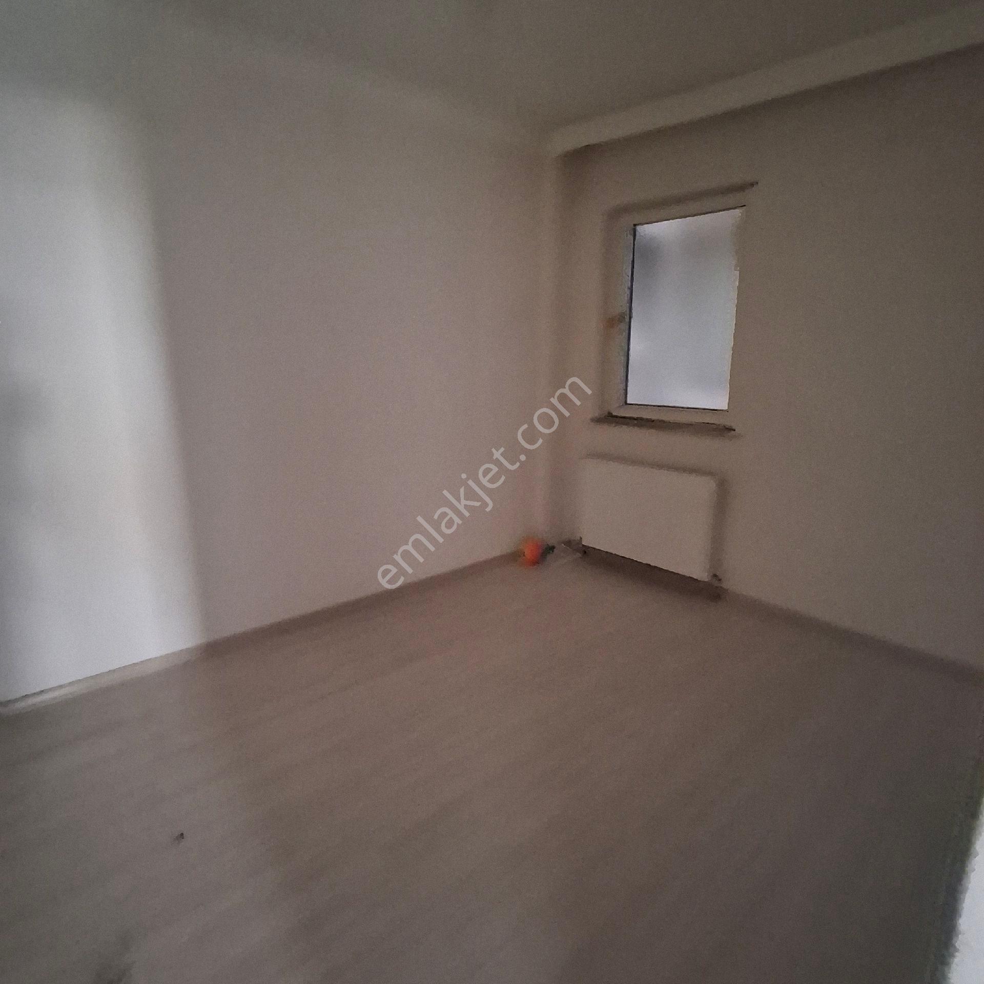 T.dağ Muratlı Muradiye Mah'de. Şehrin Tam Merkezinde Bulunan Aydınlık 2+1 2. Kat Daire Kiralıktır.. - Görsel 25