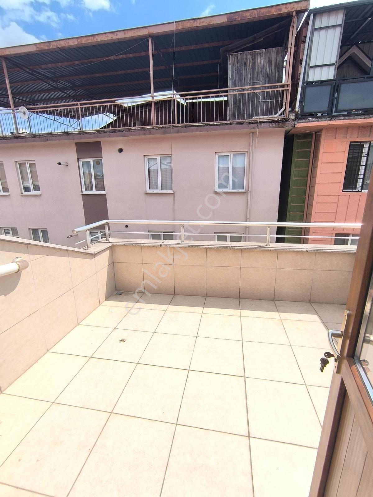 Kariyer'den İnegöl Merkez'de Dubleks Kiralık 4+1 Daire - 200 M² - Görsel 29