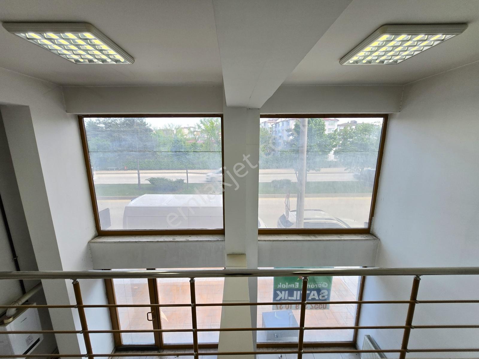 Garanti Emlak'tan, Ana Cadde Üzeri, İşlek Konumda, 82 M² Dükkan - Görsel 17