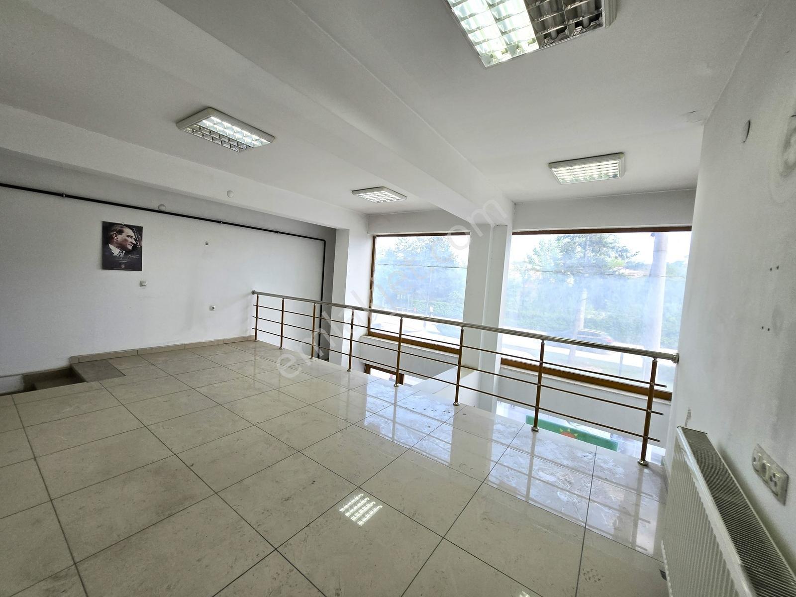 Garanti Emlak'tan, Ana Cadde Üzeri, İşlek Konumda, 82 M² Dükkan - Görsel 16