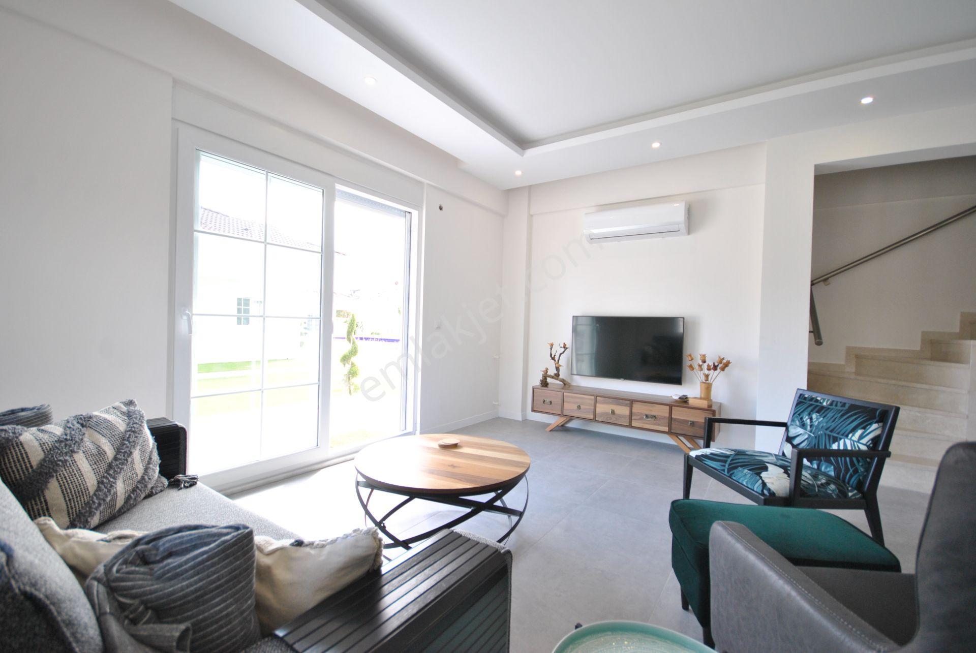 Kemerde Büyük Havuzlu Ve Full Eşyalı Satılık 2+1 İkiz Villa - Görsel 6