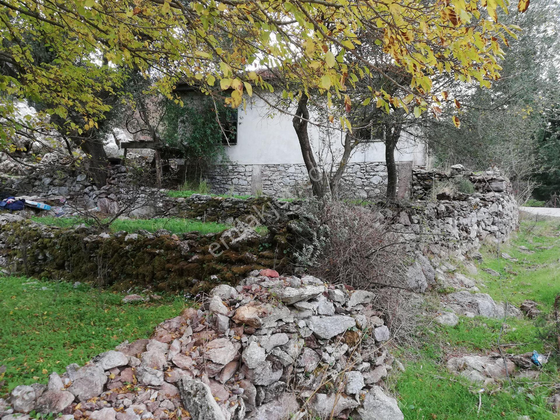 Marmaris Osmaniye Satılık, 1.900 M2 İmarlı Arsa Ve Müstakil Ev - Görsel 22